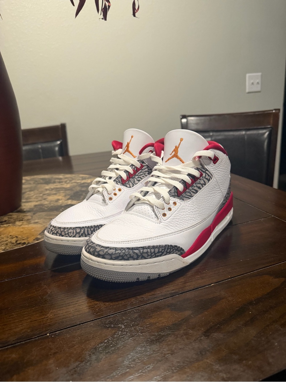 Jordan Men's Athletic Shoes White Gray Pink Orange Accents